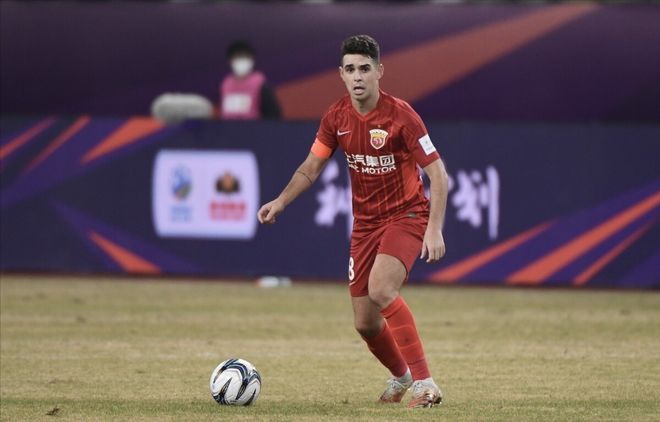 九游登录中心 -本菲卡内部会议纪要流出——加时末段复出首秀,中超使命明确,身体对抗强度拉满(本菲卡足球俱乐部官网中文版)