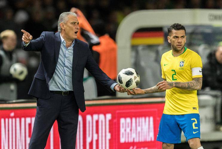 集结日葡超传出新动向，国际米兰单刀错失，管理层表态：气氛紧张，控场能力受关注的简单介绍